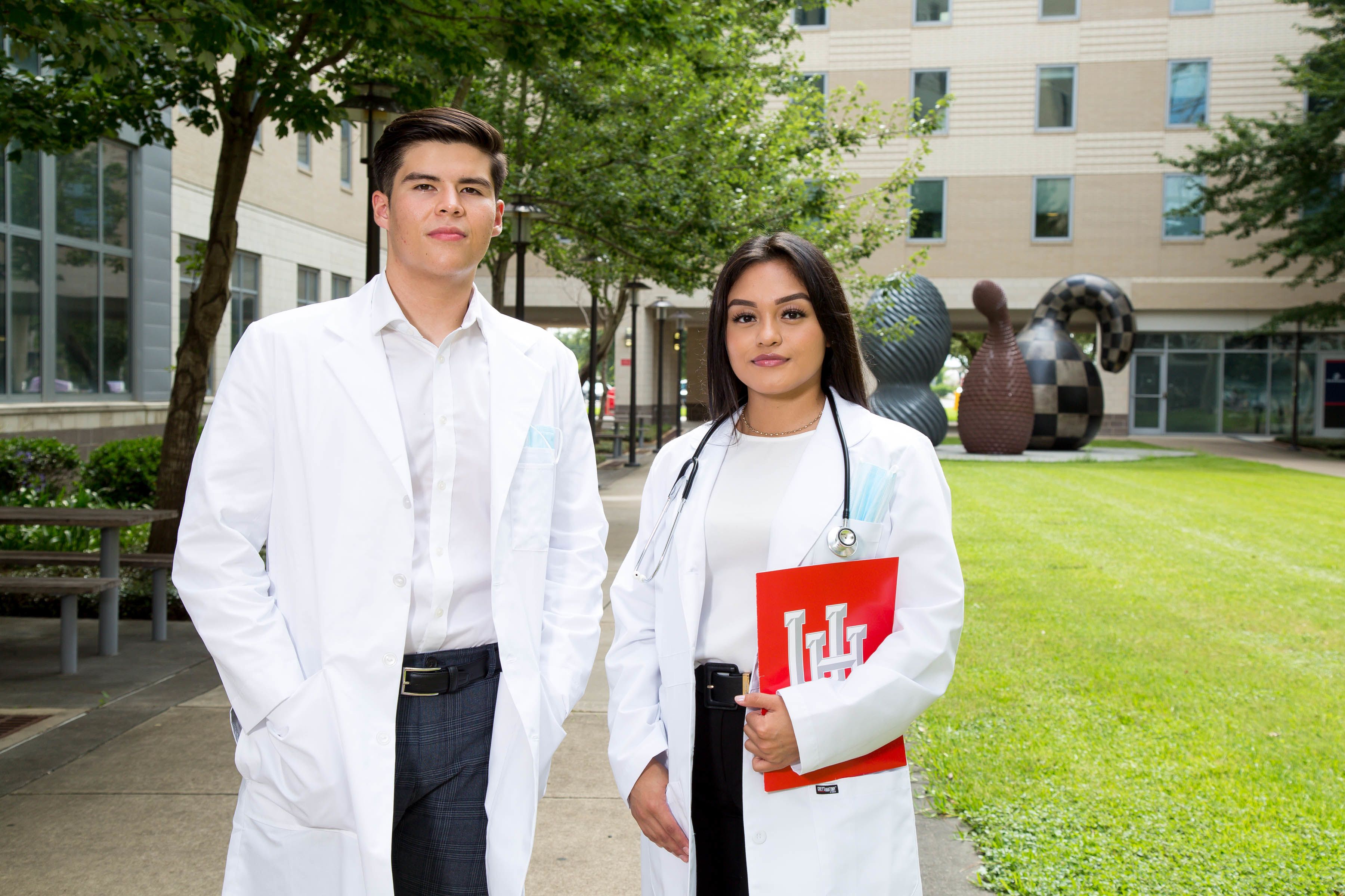 Medical students on UH Campus.